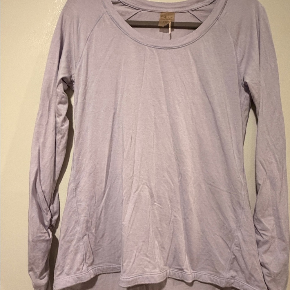 Calia by Carrie Underwood Lavender Long Sleeve Scoop Neck Tee | Size Small
